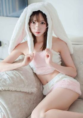 年轻丰满的嫂子_HD电影完整版在线观看