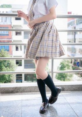 年轻女教师2伦理_蓝光影视在线观看