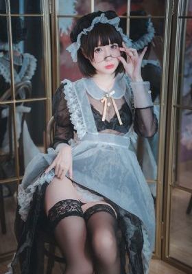 善良的女秘书在线免费观看_蓝光高清完整版
