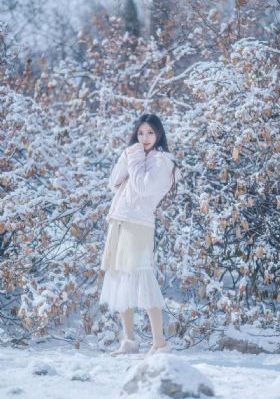 魔女的_720在线视频观看
